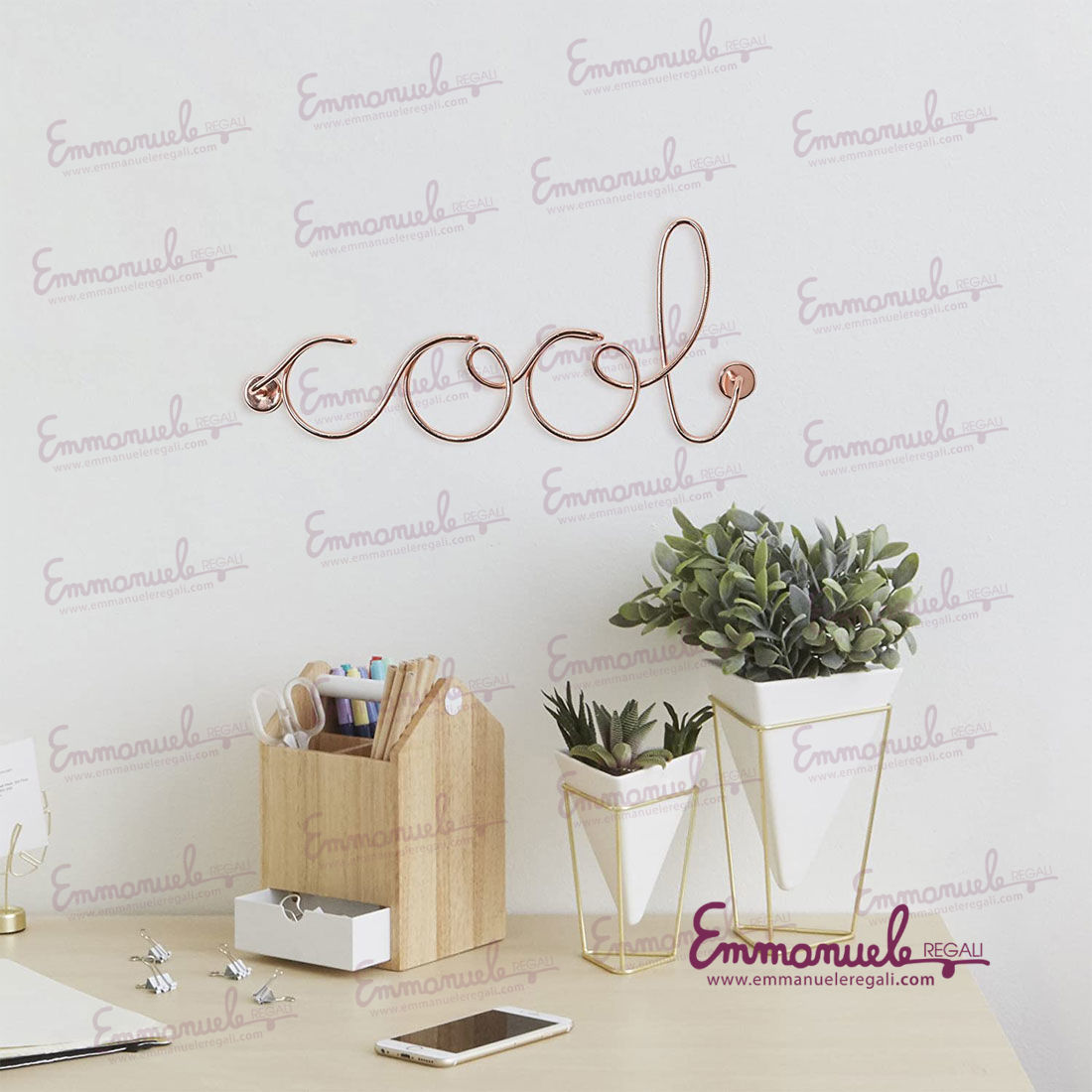 1005957-880-Decoro da parete COOL - Umbra-emmanueleregali-bombonieraperfetta